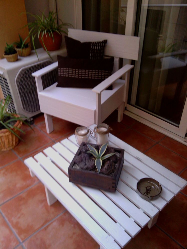 Sillón y mesa hechos con maderas de palet Comunidad Leroy Merlin