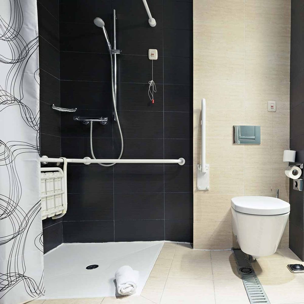 Come progettare un bagno per disabili accessibile